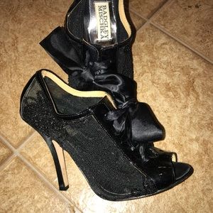 Badgley Mischka booties